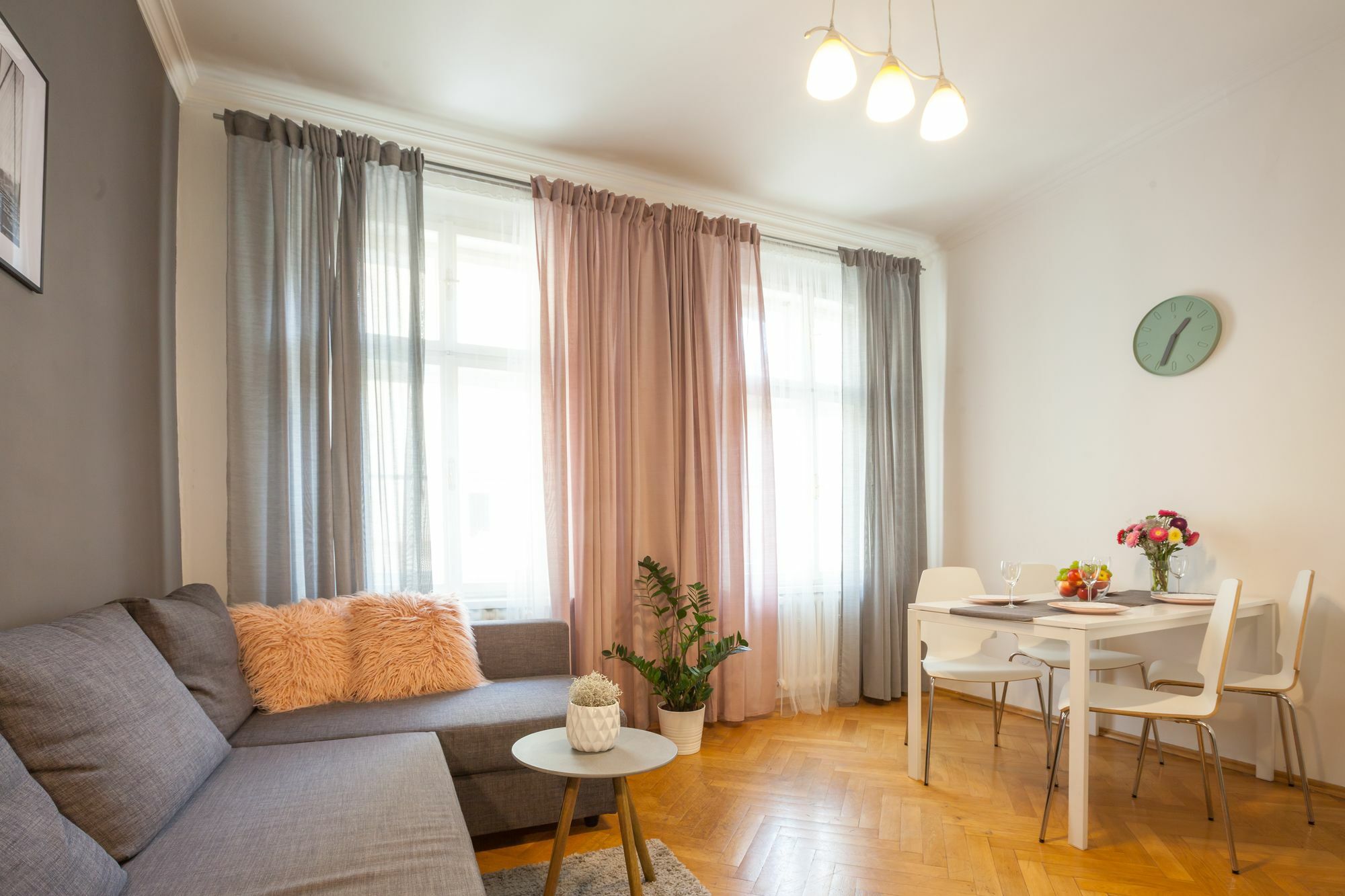 Nejedleho Apartmeet ปราก ภายนอก รูปภาพ